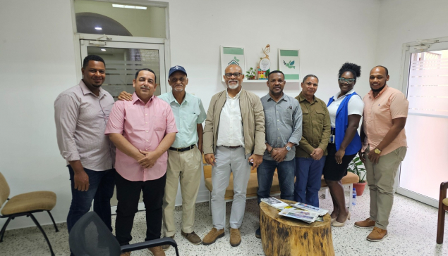 Centro de Sostenibilidad Socioambiental de Loyola realiza encuentro con Comisión de Desarrollo del barrio Las Flores